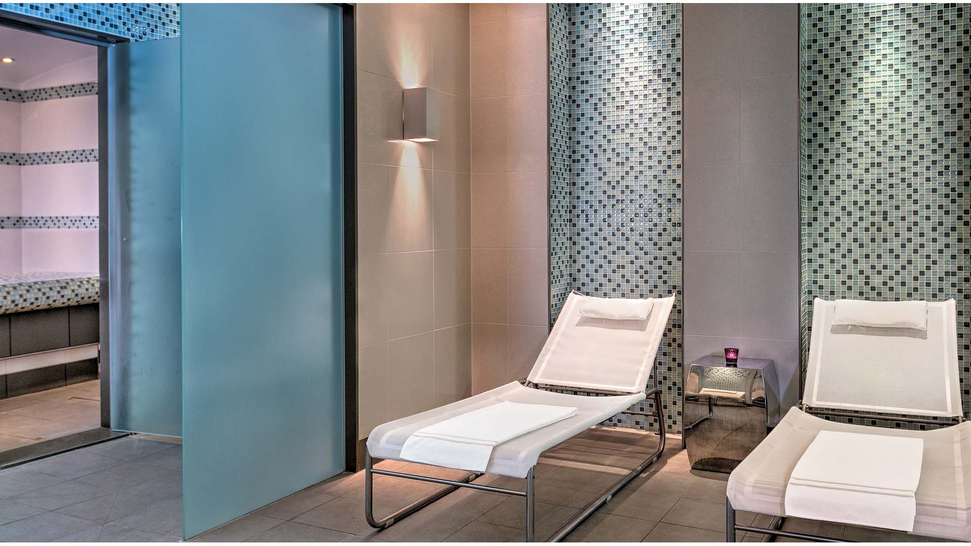 Hotel review Service & Facilities' - Augustine, a Luxury Collection Hotel, Prague - 1