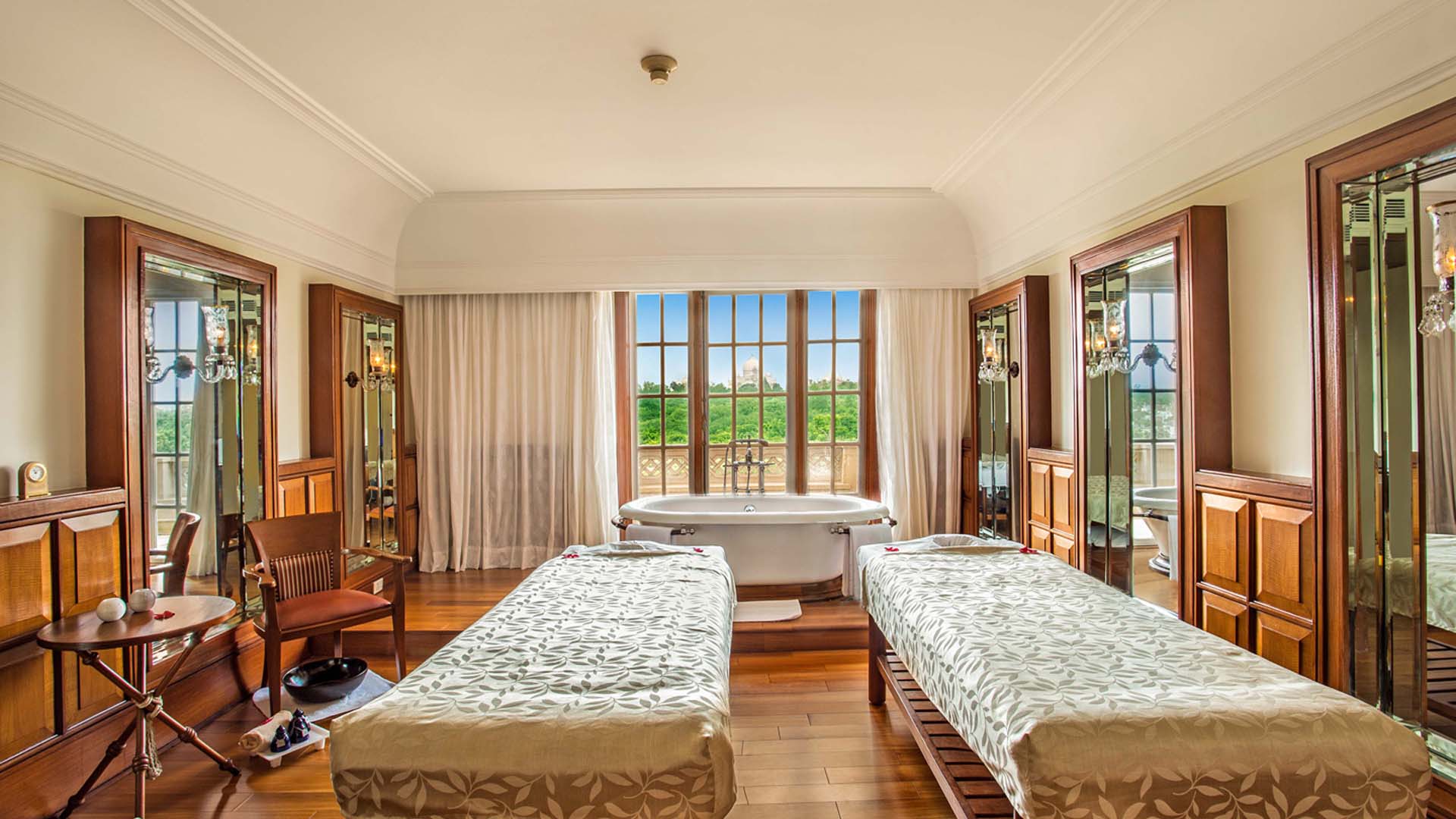 Hotel review Service & Facilities' - The Oberoi Amarvilas Agra - 2