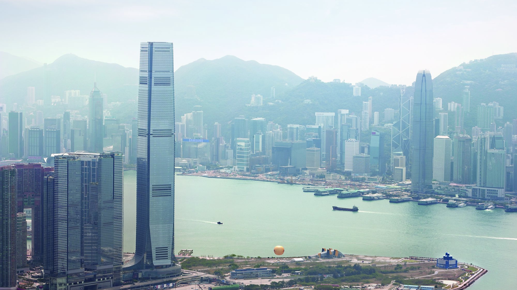 Hotel review Location' - The Ritz-Carlton Hong Kong - 0