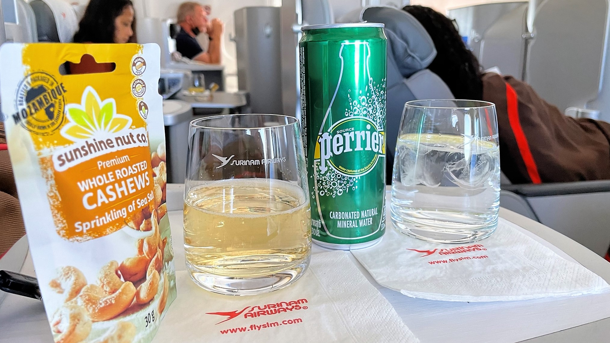 Airline review Beverages - Surinam Airways - 1