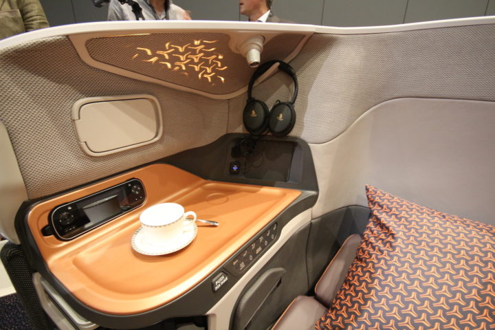 Singapore-airlines-new-businessseat.jpg
