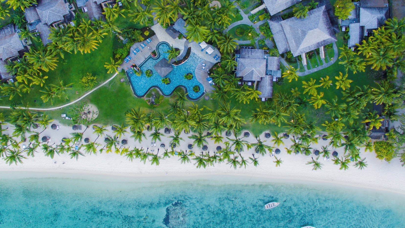 Hotel review Location' - LUX* Le Morne - 1