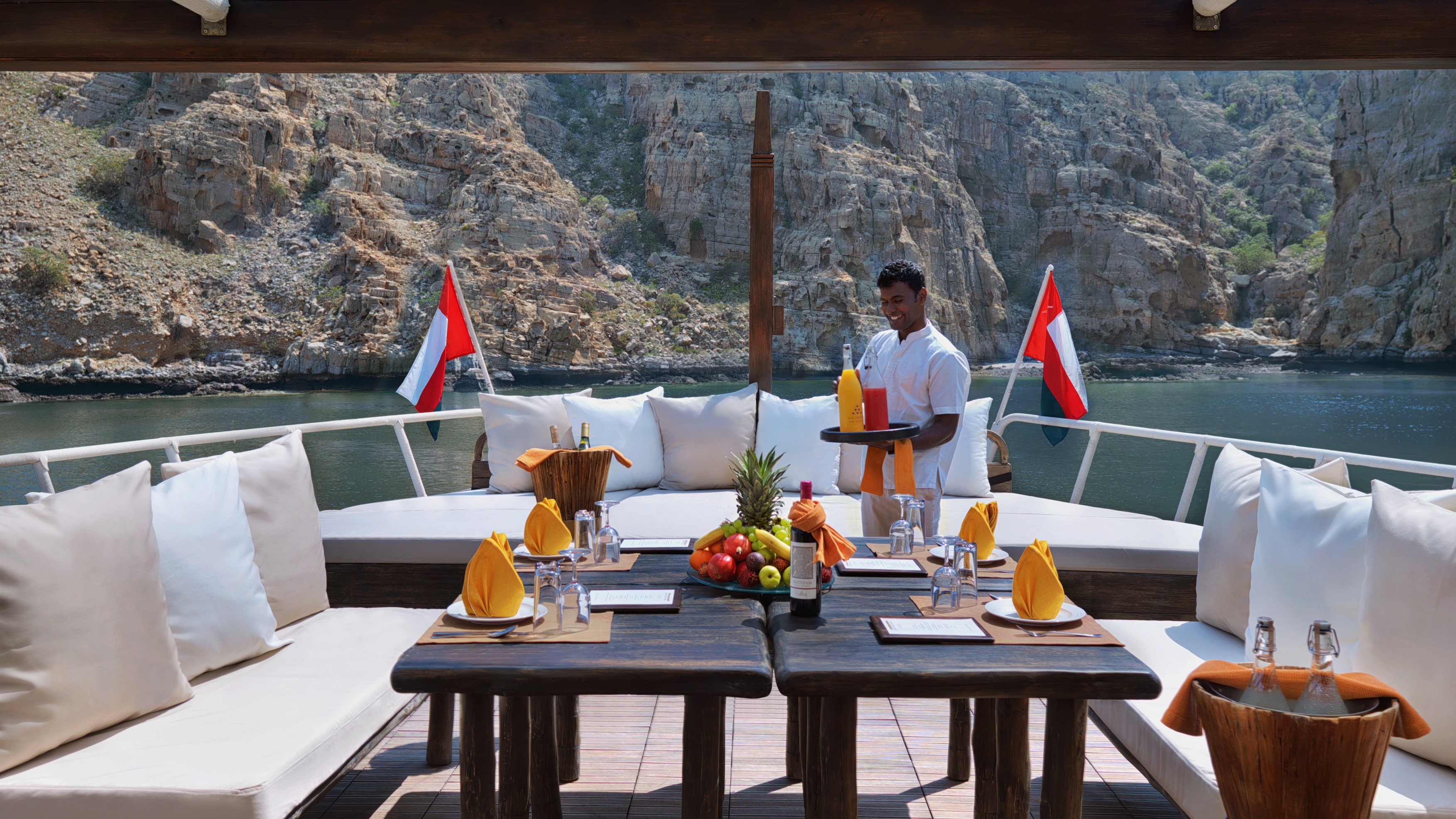 Hotel review Restaurants & Bars' - Six Senses Zighy Bay - 9