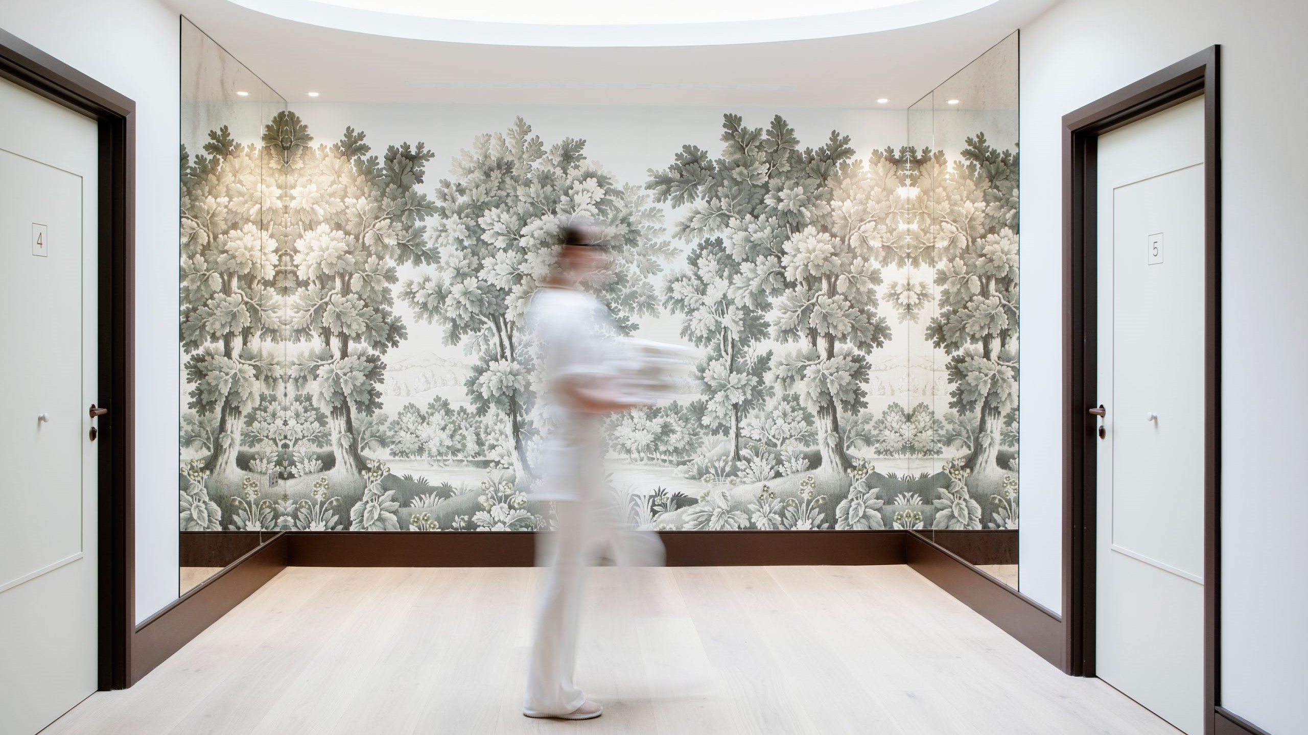 Hotel review Service & Facilities' - The Merrion Hotel - 1