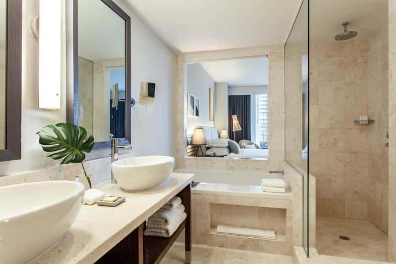 Kimpton EPIC Hotel Miami - Rooms, Balconies, and Why Views Matter So Much Here - 2