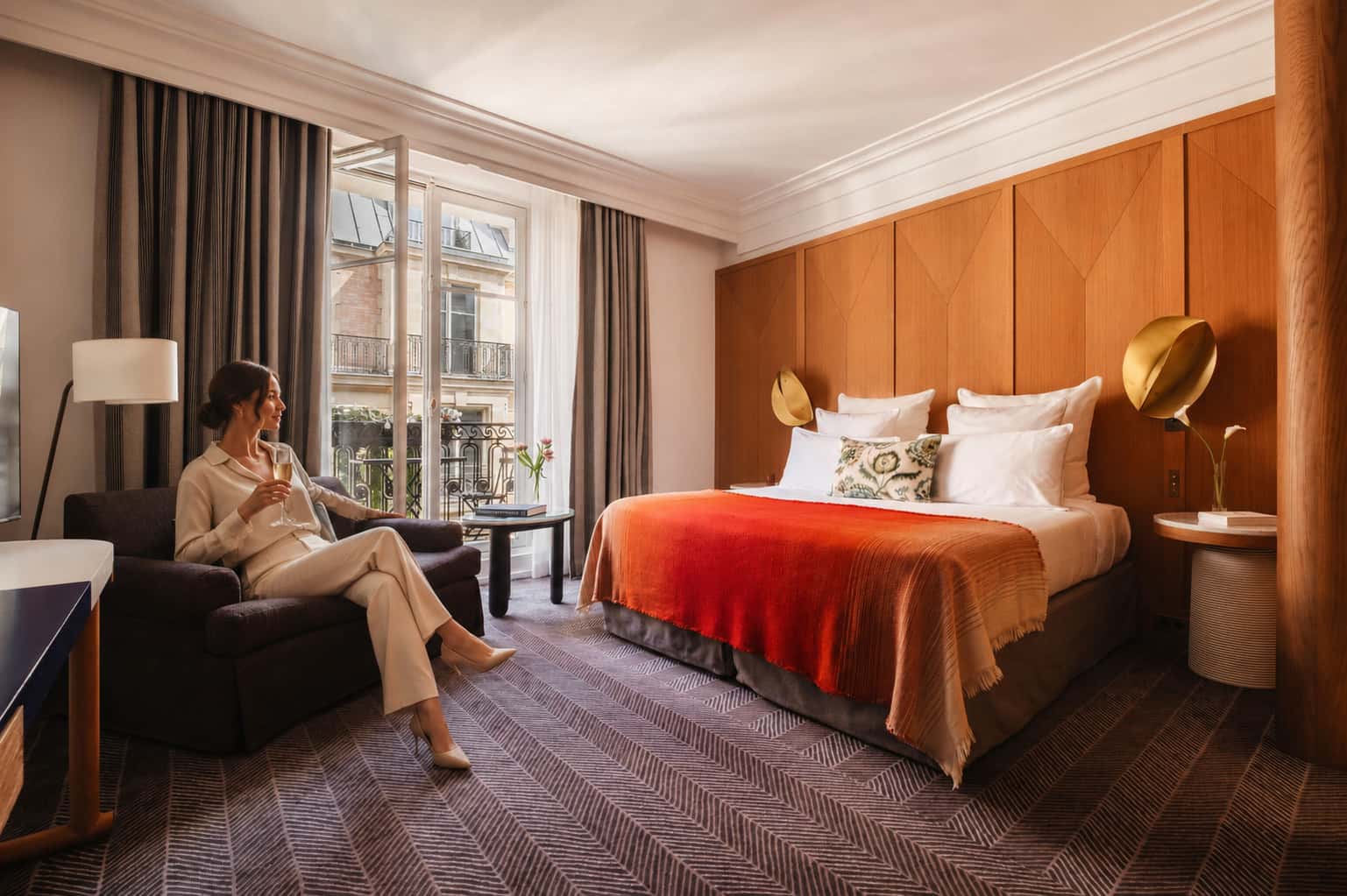 Hôtel Vernet Paris - The Room Size Question - 2
