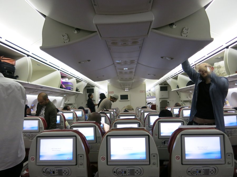 Air India Economy Boeing 787 ARN-DEL, 13.JPG
