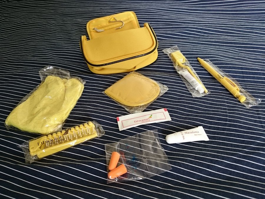 amenity kit 2.jpg
