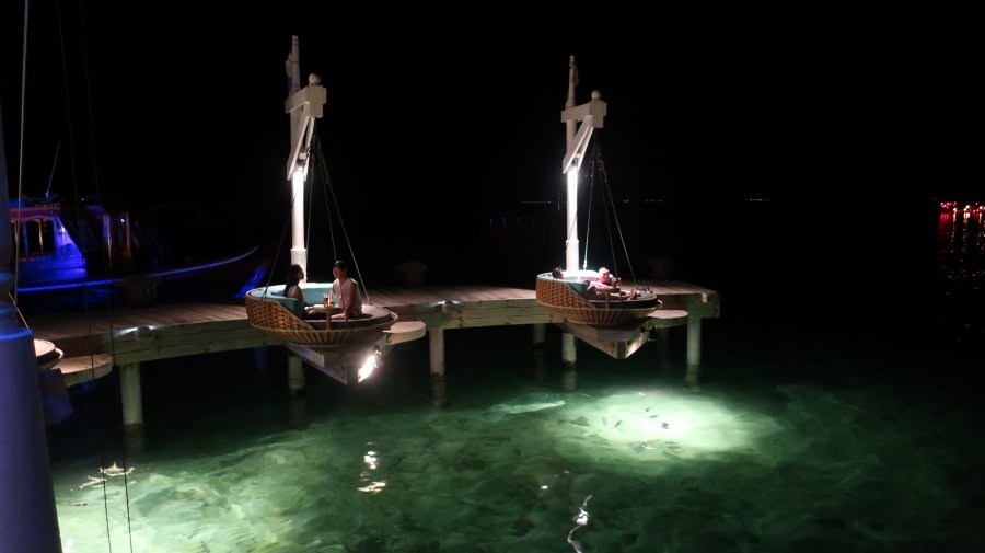 Aqua Bar.JPG