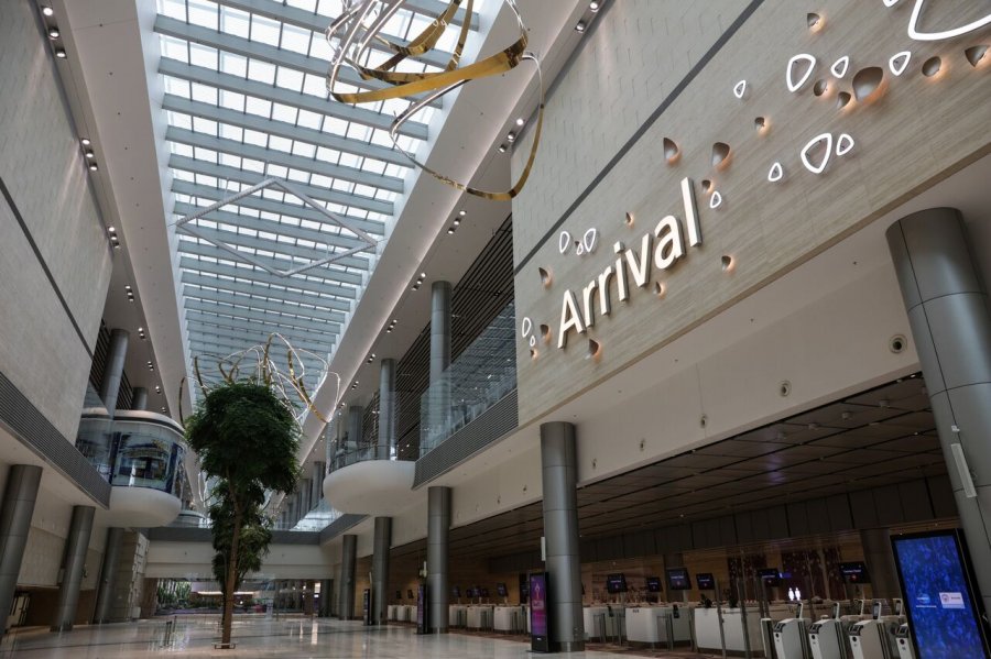 Arrival Hall (1).jpg