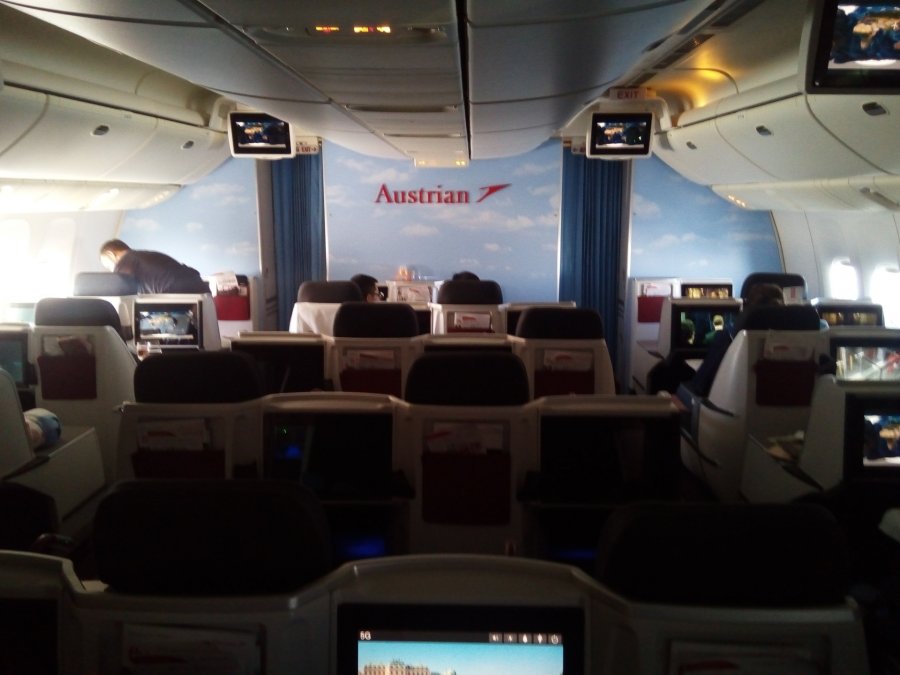 Austrian Business B777 HKG-VIE, 009.jpg