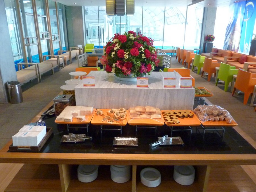 Bangkok, Bangkok Airways Lounge intl_06.JPG