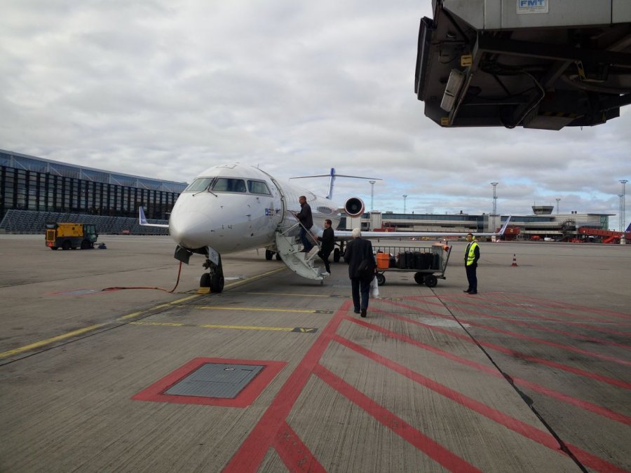 CRJ.jpg