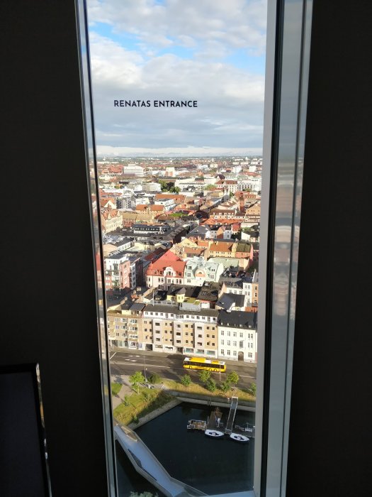 Entrance.jpg