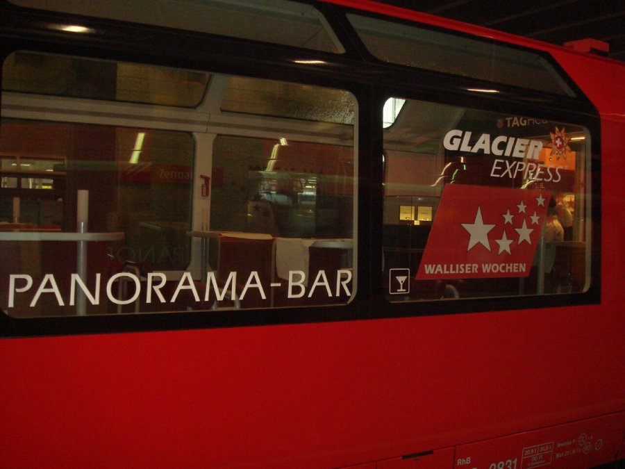 GlacierExpress1.jpg