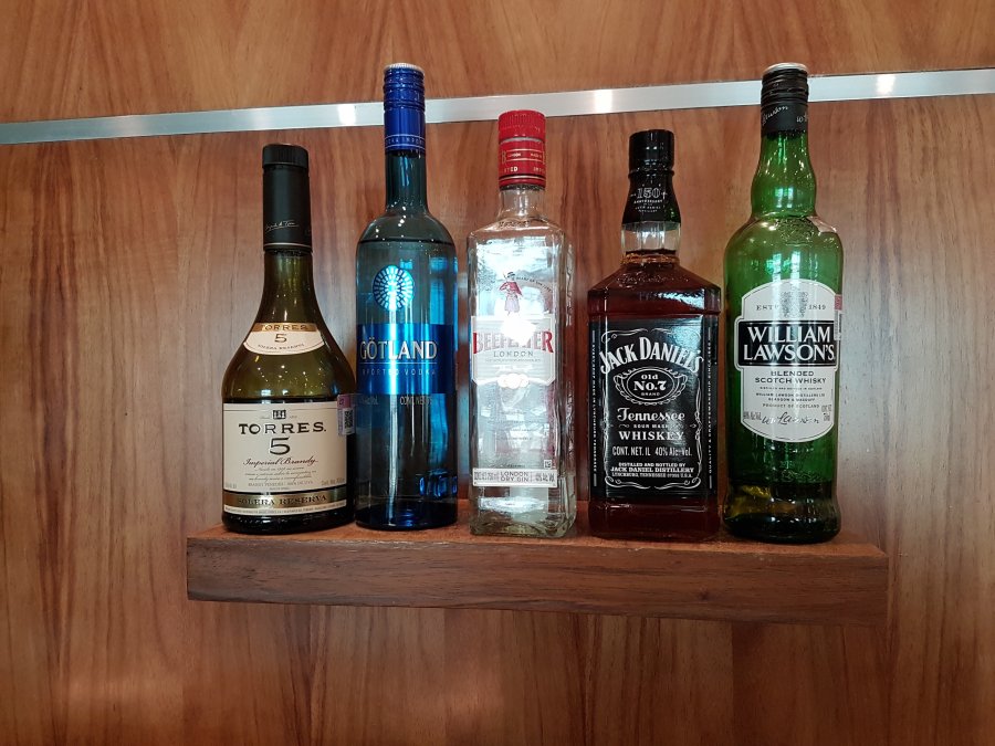 Loungebar.jpg
