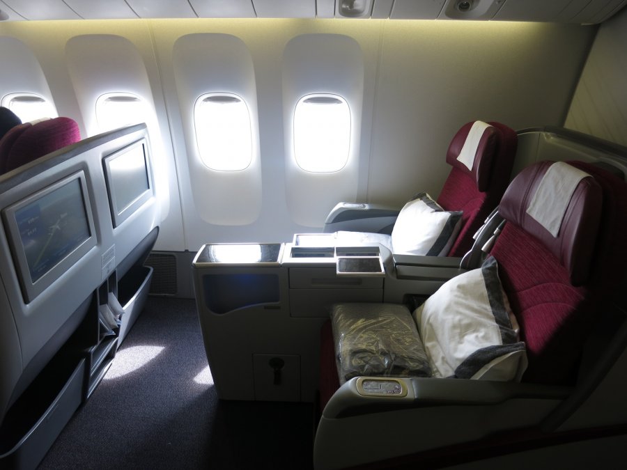 Qatar Airways Business class B777 BKK-HAN, 02.JPG