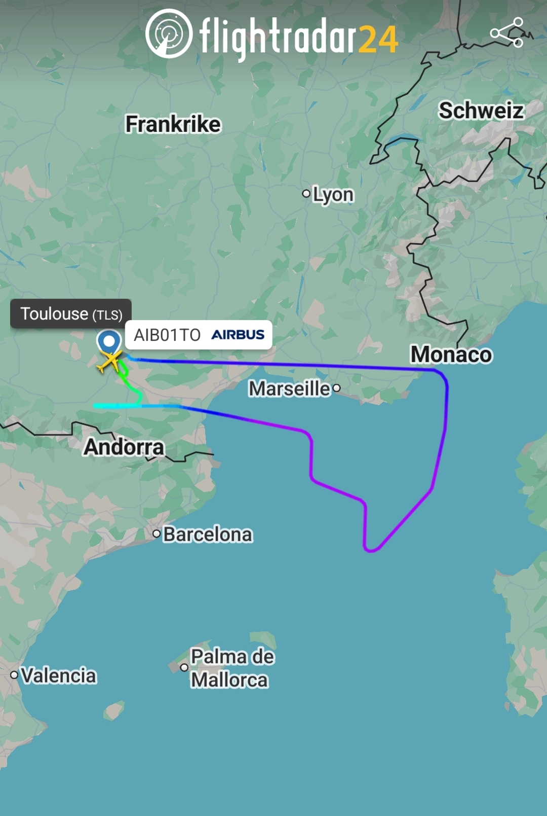 Screenshot_20250407_202401_Flightradar24.jpg