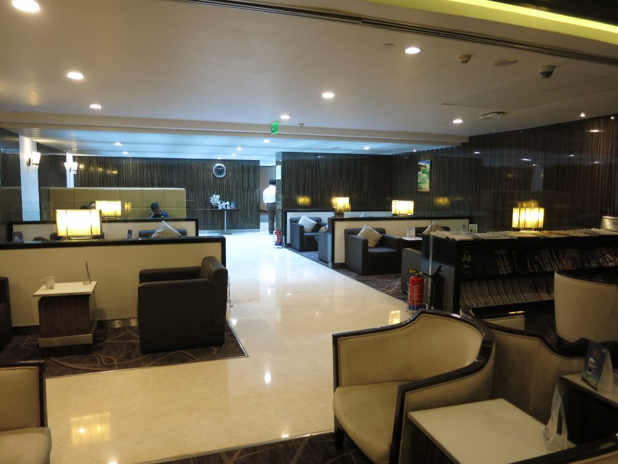 Singapore Airlines SilverKris lounge DEL, 17.JPG