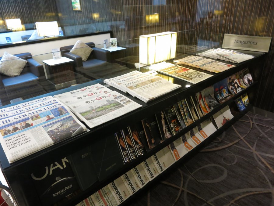 Singapore Airlines SilverKris lounge DEL, 18.JPG