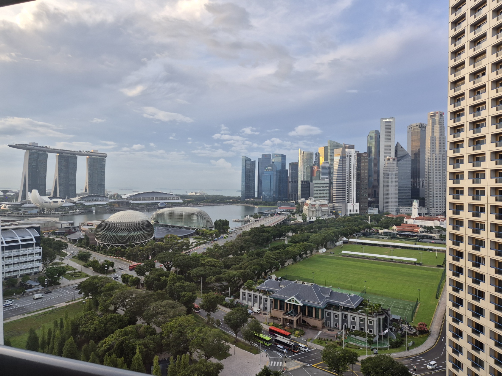 Singapore by day.jpg