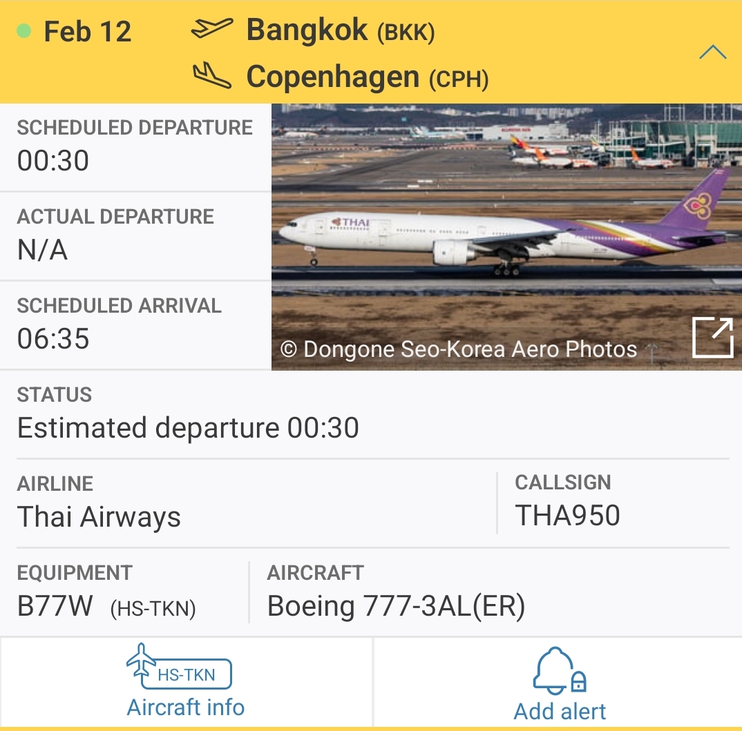 SmartSelect_20230211_215746_Flightradar24.jpg