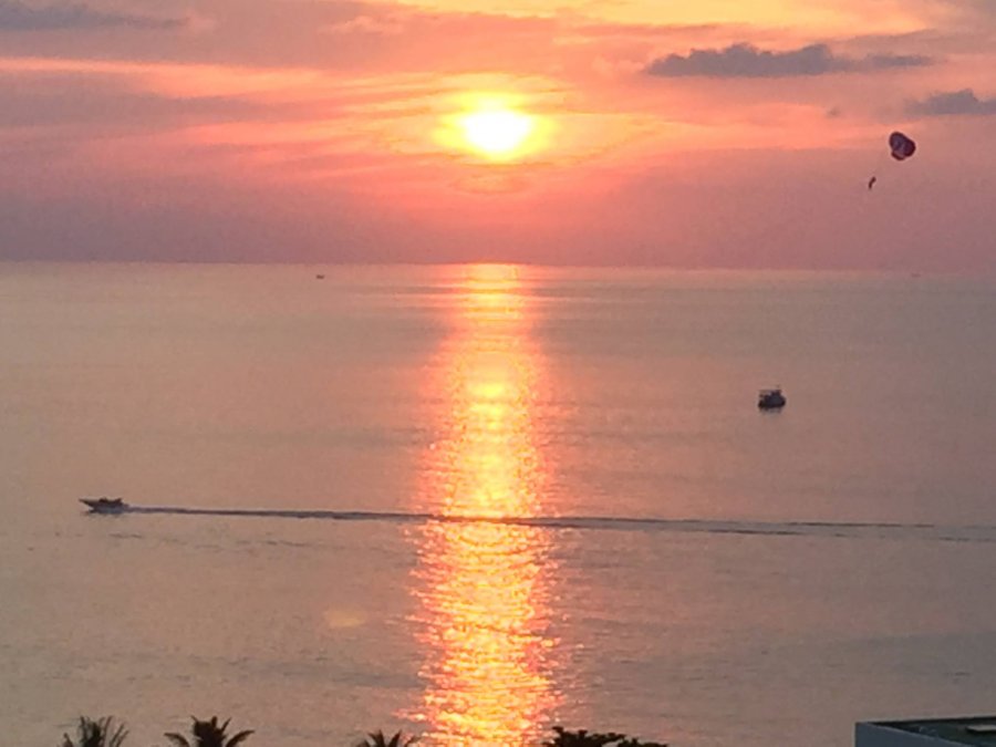 sunset.jpg