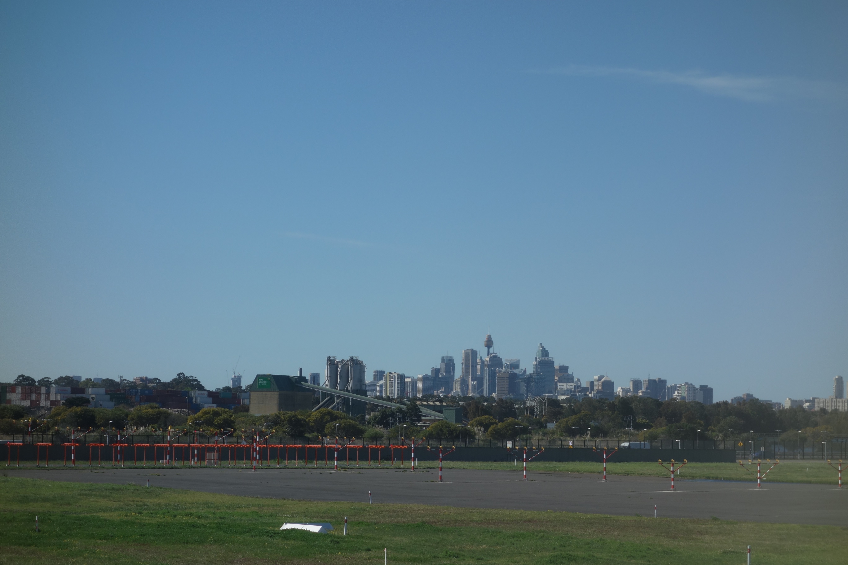 Sydney skyline.jpg