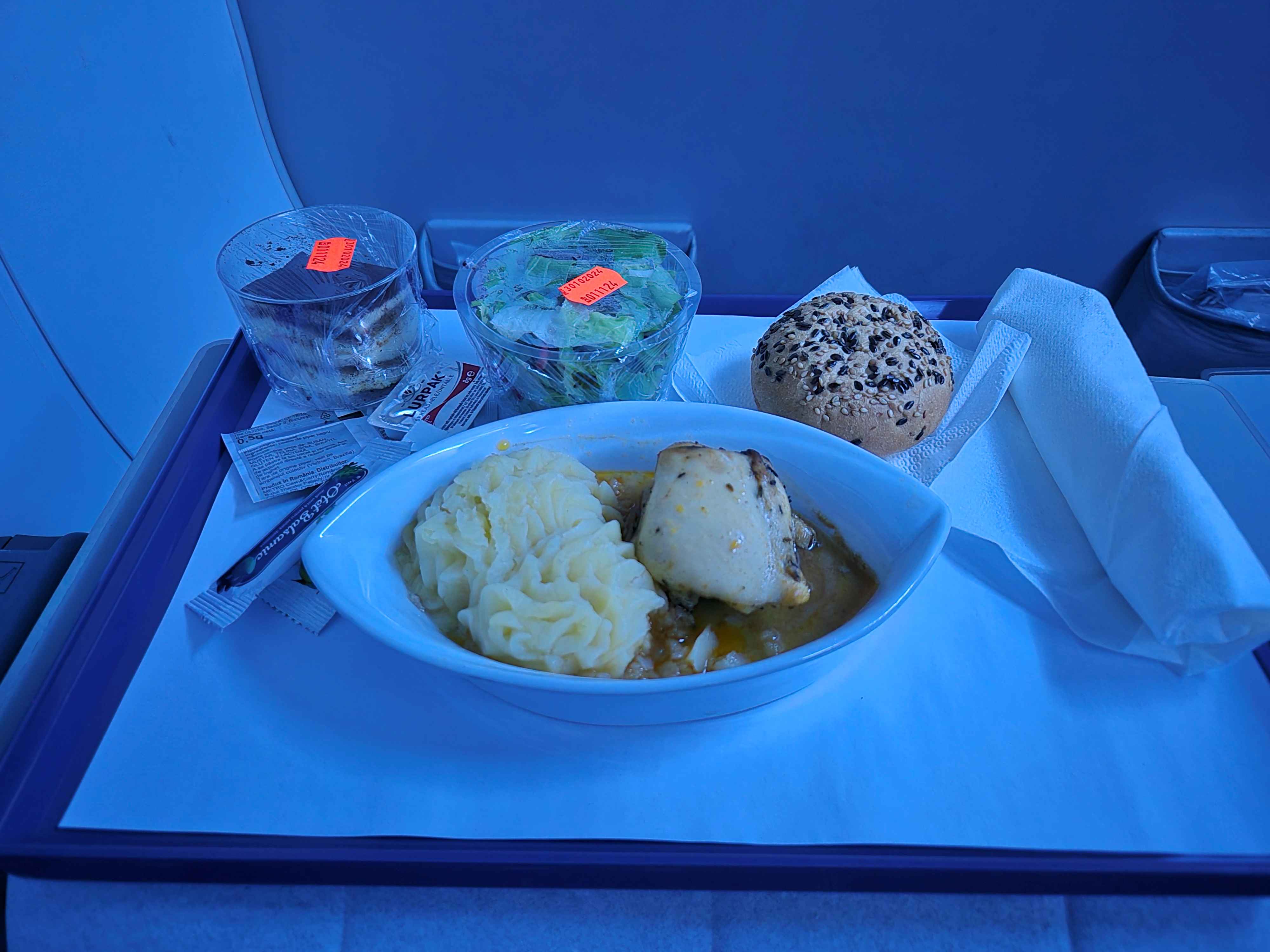 tarom.jpg
