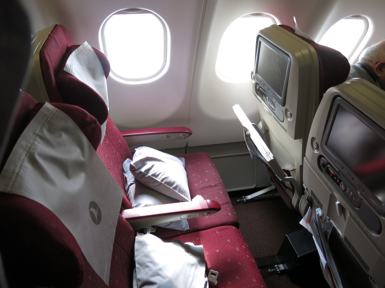 Turkish Airlines Economy class A330, - Jet Airways wet lease, 011.JPG