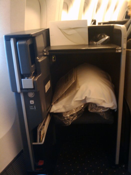 United First class BKK-NRT_03.jpg
