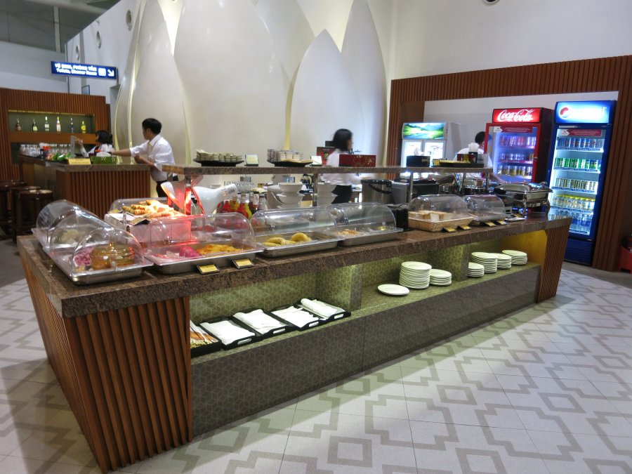 Vietnam Airlines Lounge, Hanoi, 10.JPG