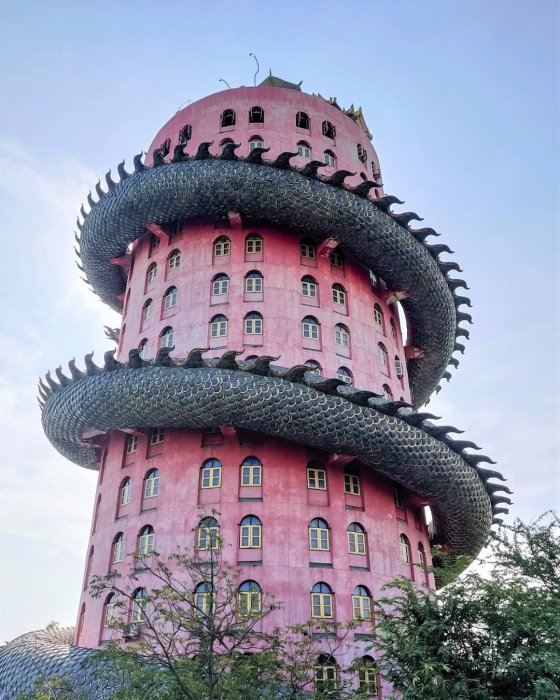 wat sampran.jpg