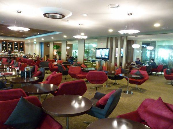 HUB Lounge West ICN 12.jpg