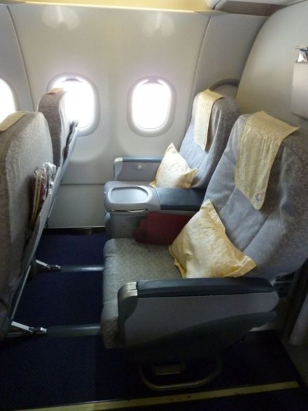 Air China Business class, HKG-PEK_3.JPG