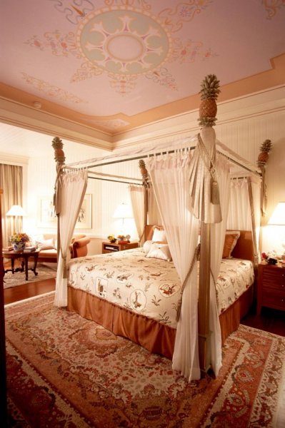 bangkok_oriental_suite-bedroom_sm.jpg