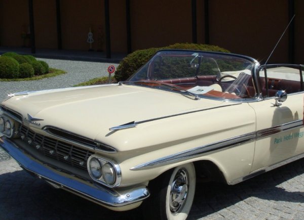 weggis_bil.jpg weggis_bil.jpg