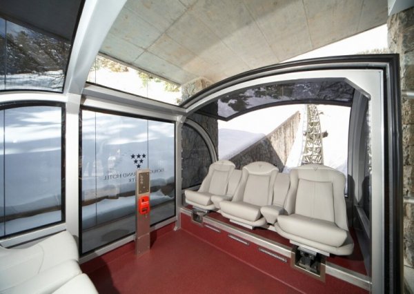 Coaster.jpg Coaster.jpg