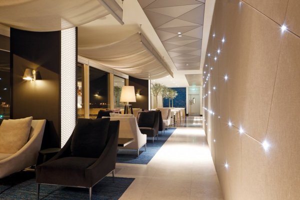 Qatar Airways Premium Lounge London Heathrow - Pic 2 .jpg Qatar Airways Premium Lounge London Heathrow - Pic 2 .jpg