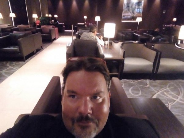 SingaporeAirlinesBusinessClassLoungeChangiAirportSingapore.jpg