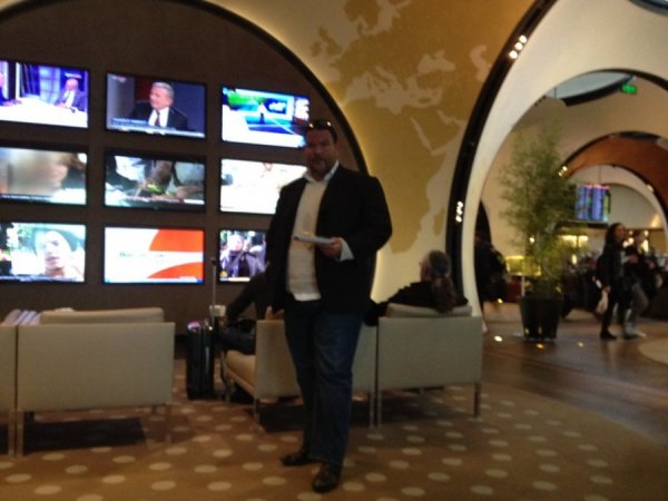 TurkishAirlinesCIPLoungeIstanbulAirport.jpg