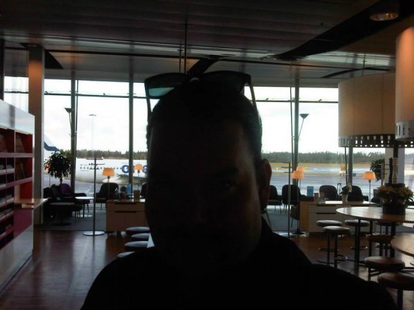 SASLoungeLandvetterAirport.jpg