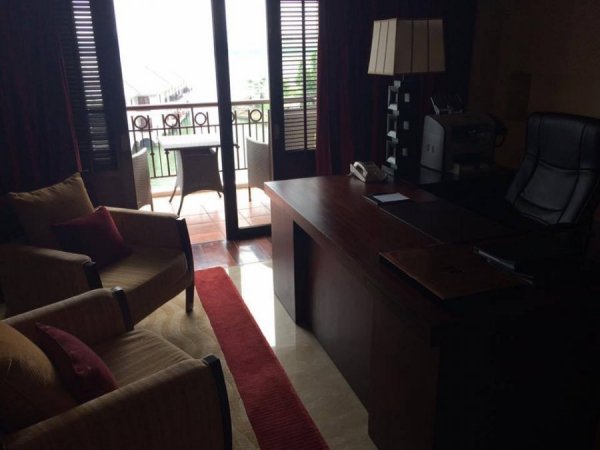 PresidentialSuiteInterContinentalHanoiWestlake5.jpg