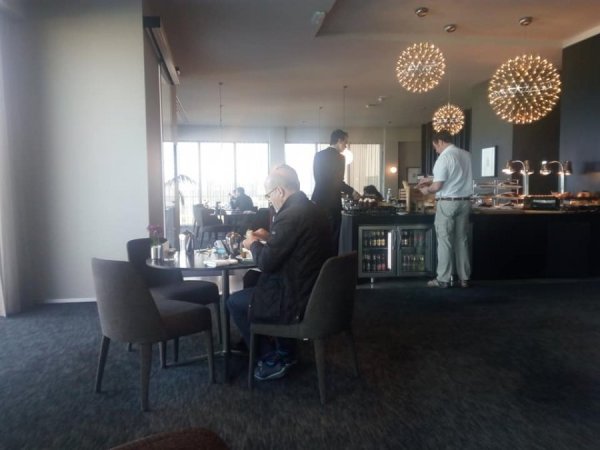 MaltaInterContinentalClubLoungewithamazingterrace9.jpg