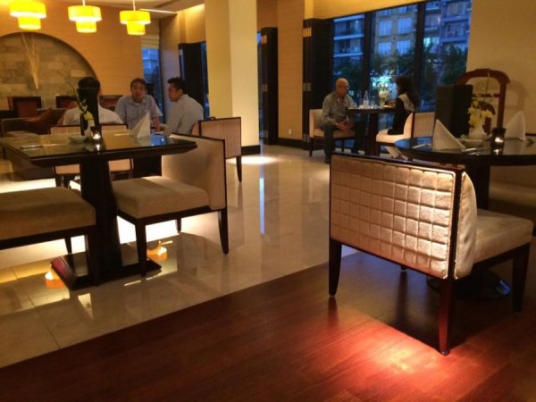 InterContinentalHanoiWestlakeClubLounge13.jpg