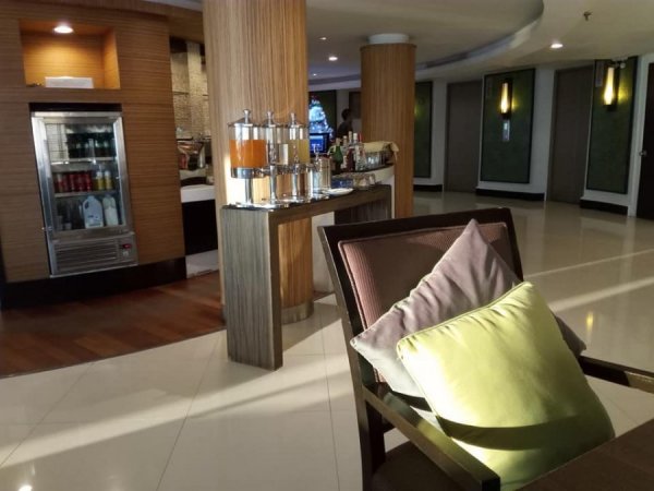 ClubLoungeDusitThaniPattaya8.jpg