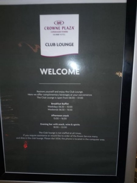 CopenhagenCrownePlazaClubLounge1.jpg
