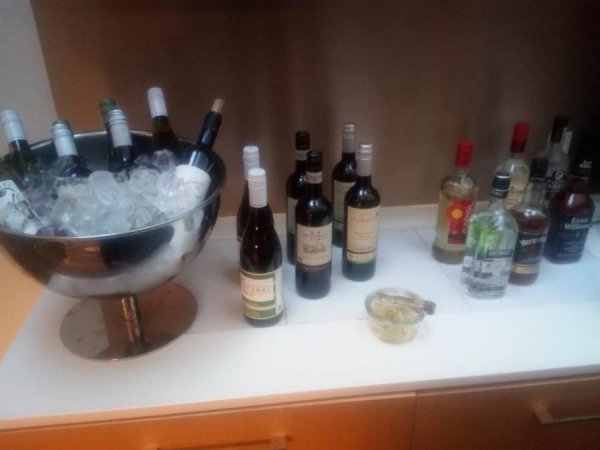 CopenhagenCrownePlazaClubLounge18.jpg