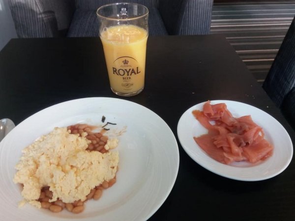 CopenhagenCrownePlazaClubLounge22.jpg