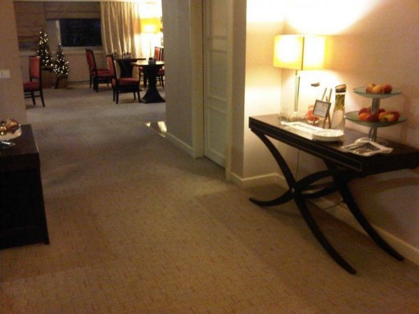 ViennaInterContinentalClubLounge8.jpg